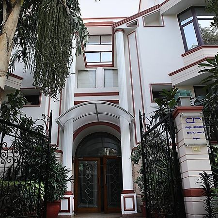 Ahuja Residency Dlf Phase 2 Hotell Gurgaon Exteriör bild